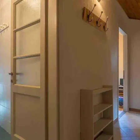 Montello's Place Appartement *