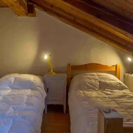 Montello's Place Appartement *